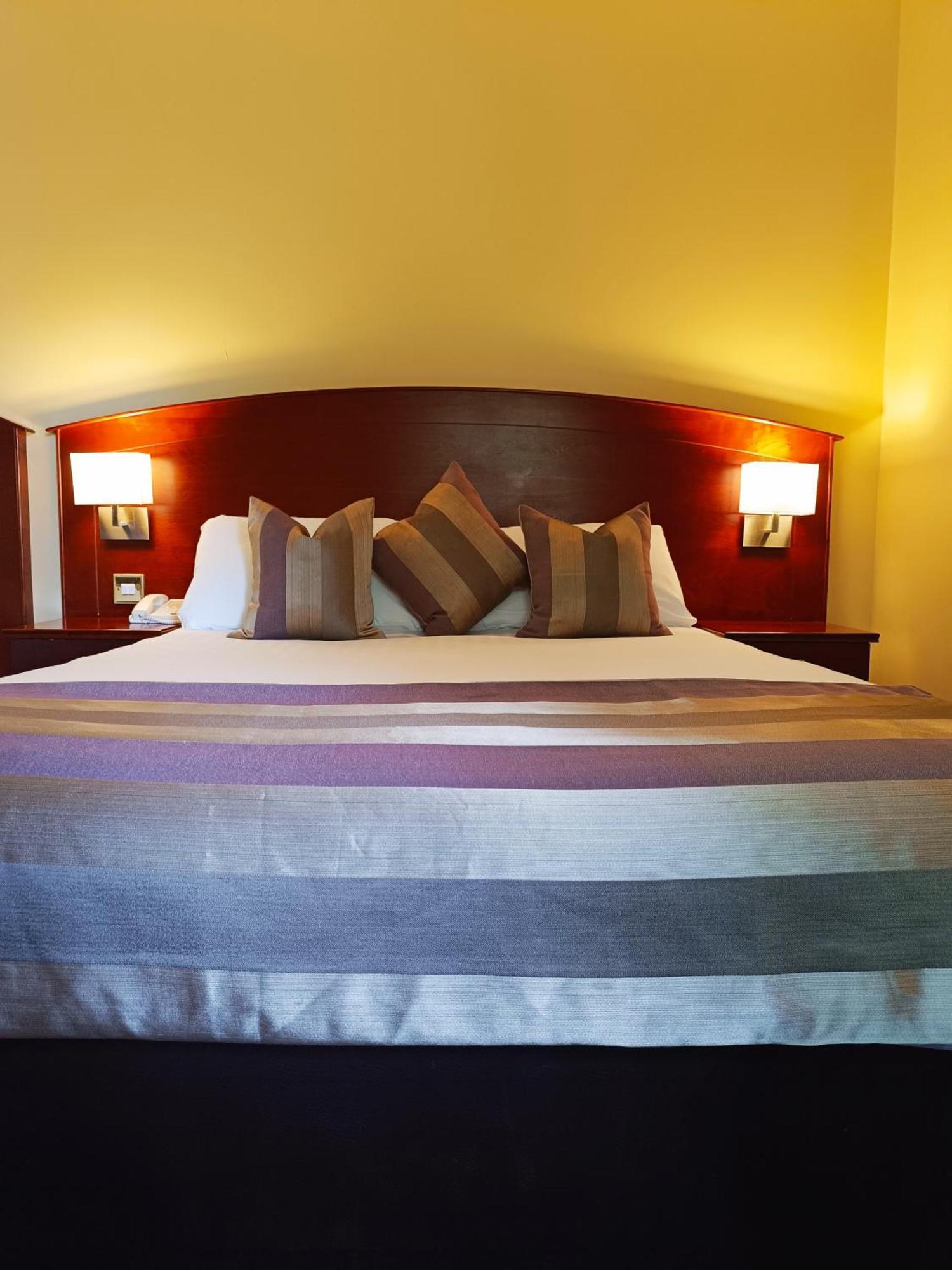 Hotel House &